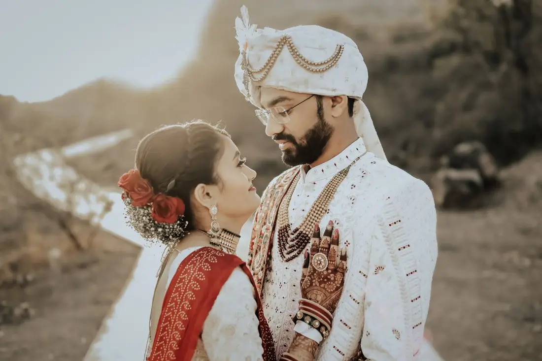 indian wedding couple